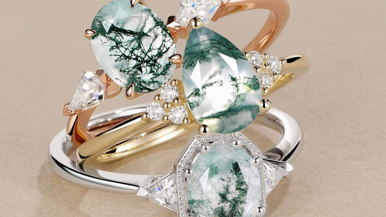 Why Green is the New Gold: The Emergence of Moss Agate in Fine Jewelry